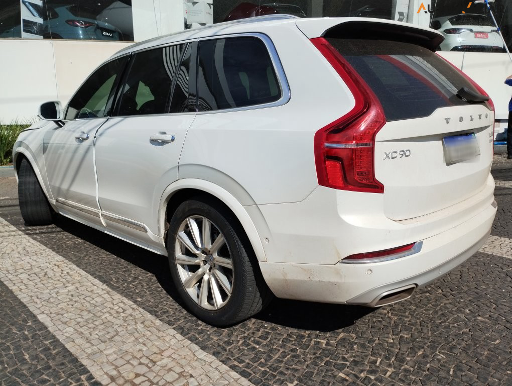 VOLVO XC90 2.0 D5 DIESEL INSCRIPTION AWD GEARTRONIC