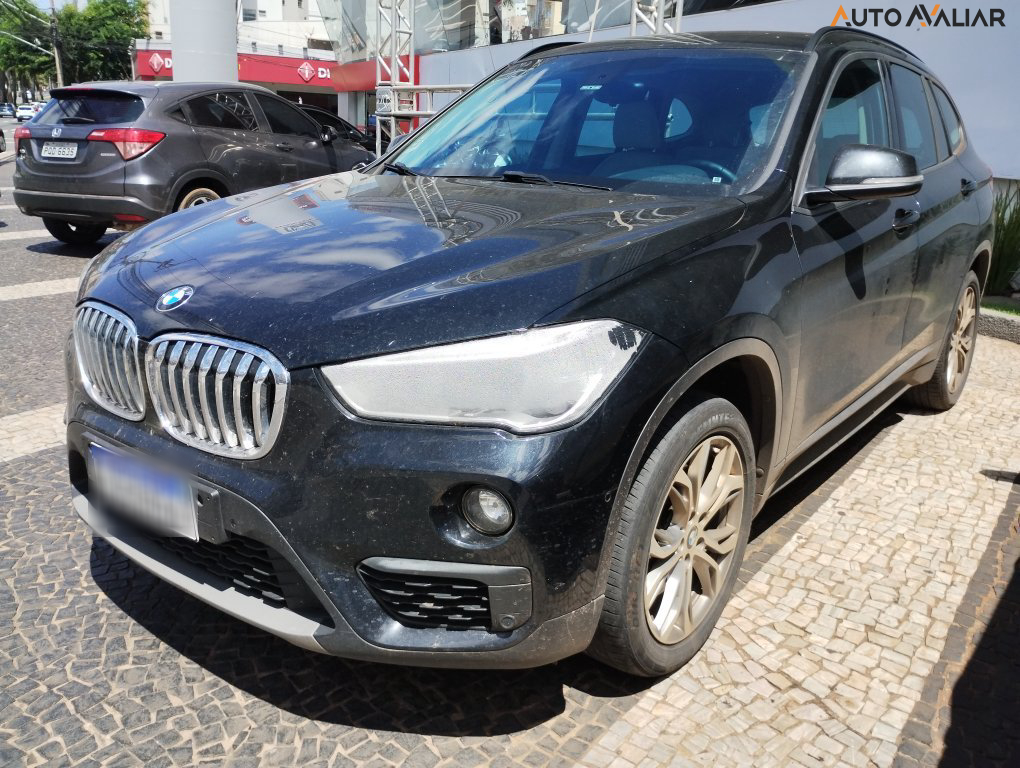 BMW X1 2.0 16V TURBO ACTIVEFLEX SDRIVE20I 4P AUTOMATICO