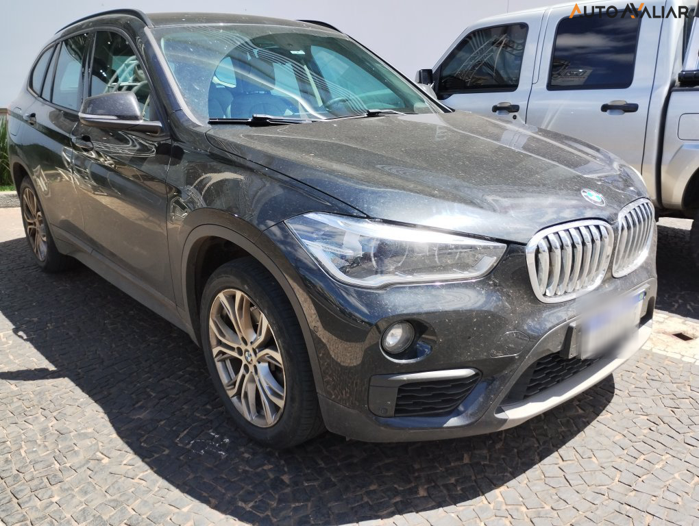 BMW X1 2.0 16V TURBO ACTIVEFLEX SDRIVE20I 4P AUTOMATICO