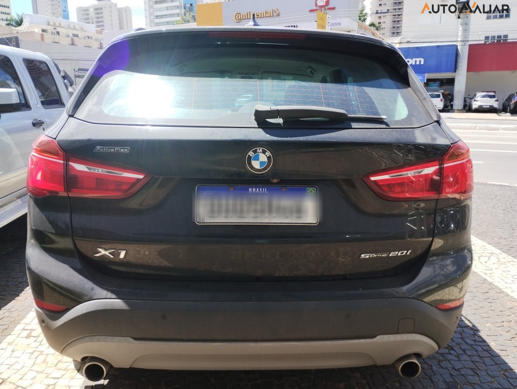 BMW X1 2.0 16V TURBO ACTIVEFLEX SDRIVE20I 4P AUTOMATICO