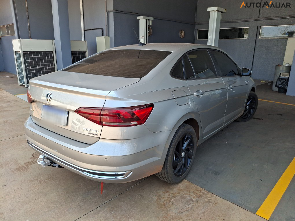 VOLKSWAGEN VIRTUS 1.0 200 TSI HIGHLINE AUTOMATICO