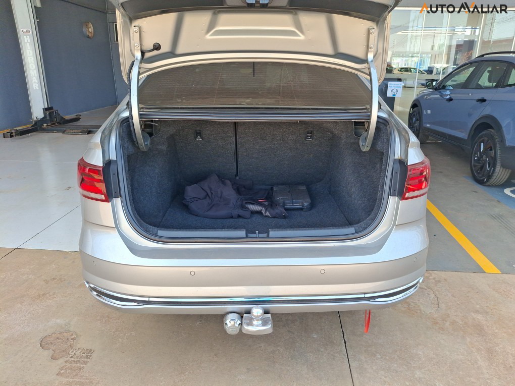 VOLKSWAGEN VIRTUS 1.0 200 TSI HIGHLINE AUTOMATICO