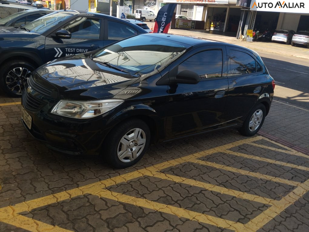 CHEVROLET ONIX 1.0 MPFI JOY 8V FLEX 4P MANUAL