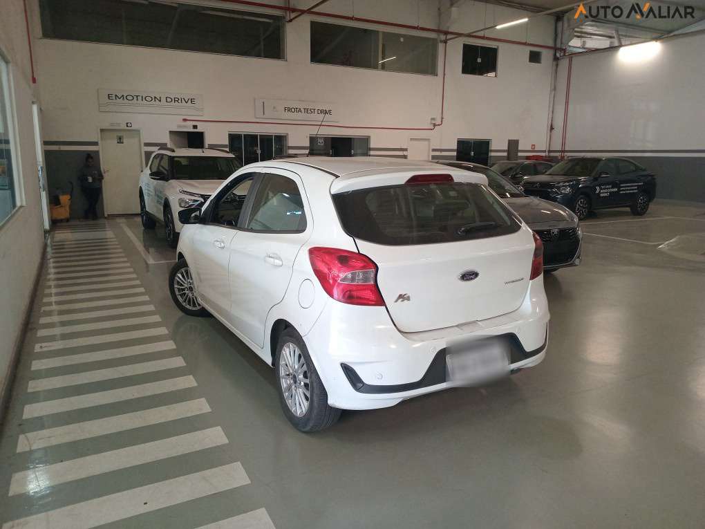 FORD KA 1.5 TI-VCT FLEX TITANIUM AUTOMATICO