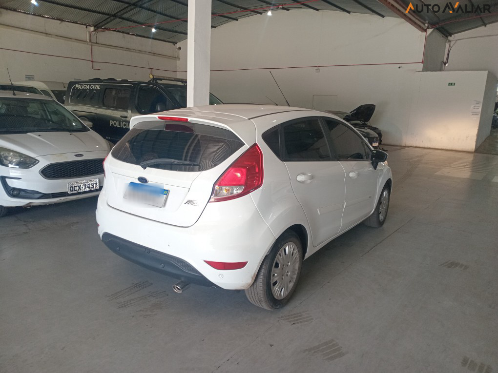 FORD FIESTA 1.6 SE HATCH 16V FLEX 4P MANUAL