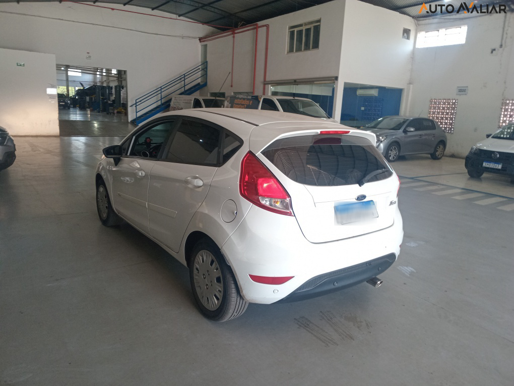 FORD FIESTA 1.6 SE HATCH 16V FLEX 4P MANUAL