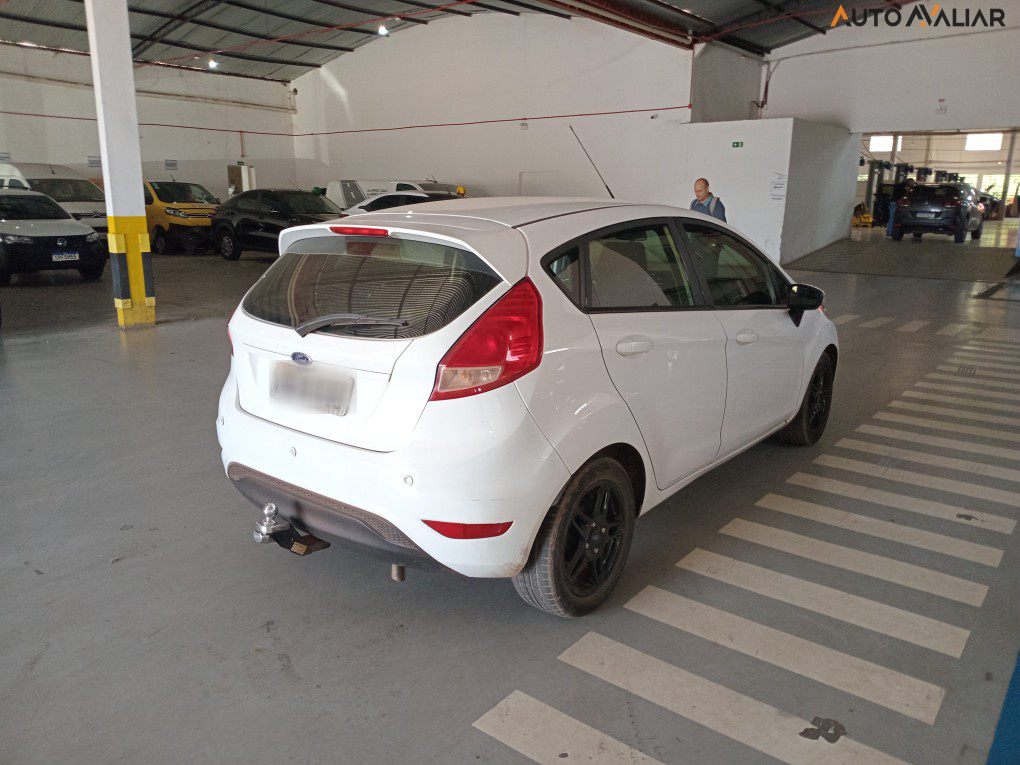 FORD FIESTA 1.6 SEL HATCH 16V FLEX 4P MANUAL