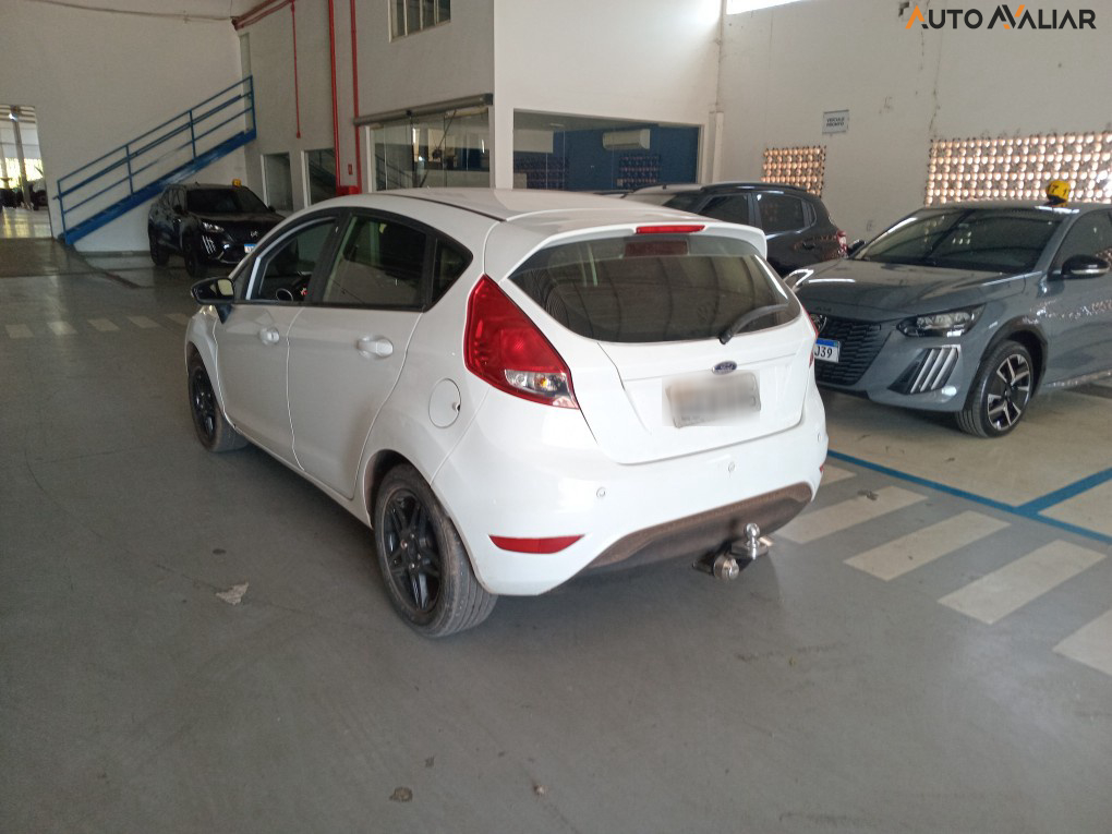 FORD FIESTA 1.6 SEL HATCH 16V FLEX 4P MANUAL