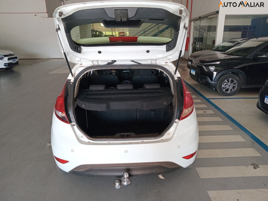 FORD FIESTA 1.6 SEL HATCH 16V FLEX 4P MANUAL