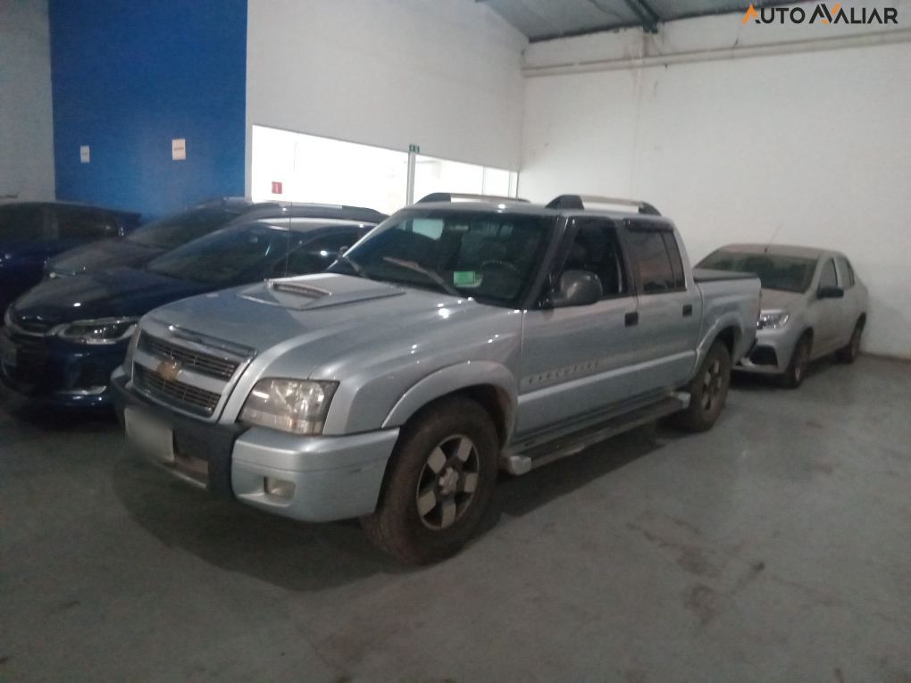 CHEVROLET S10 2.4 MPFI EXECUTIVE 4X2 CD 8V FLEX 4P MANUAL