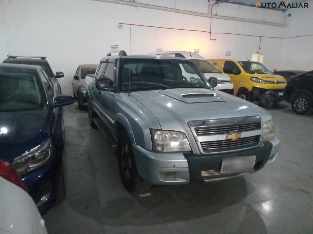 CHEVROLET S10 2.4 MPFI EXECUTIVE 4X2 CD 8V FLEX 4P MANUAL