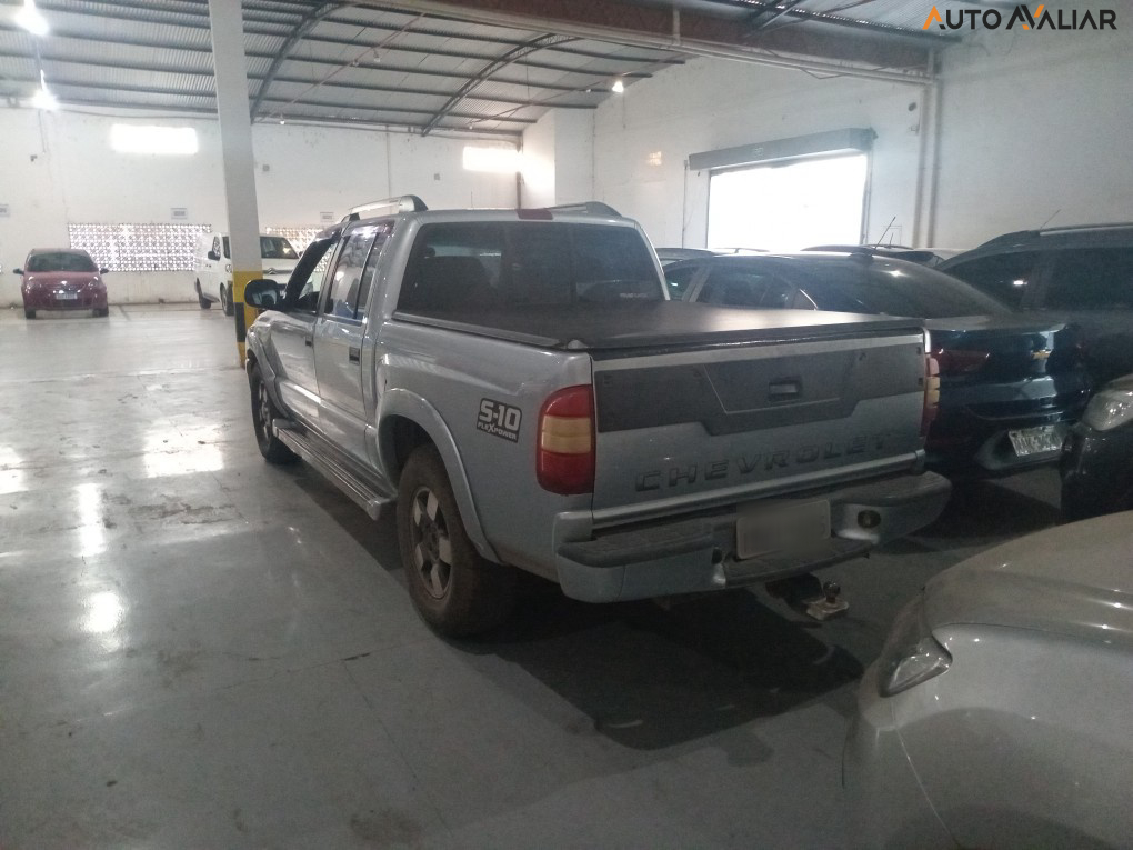 CHEVROLET S10 2.4 MPFI EXECUTIVE 4X2 CD 8V FLEX 4P MANUAL