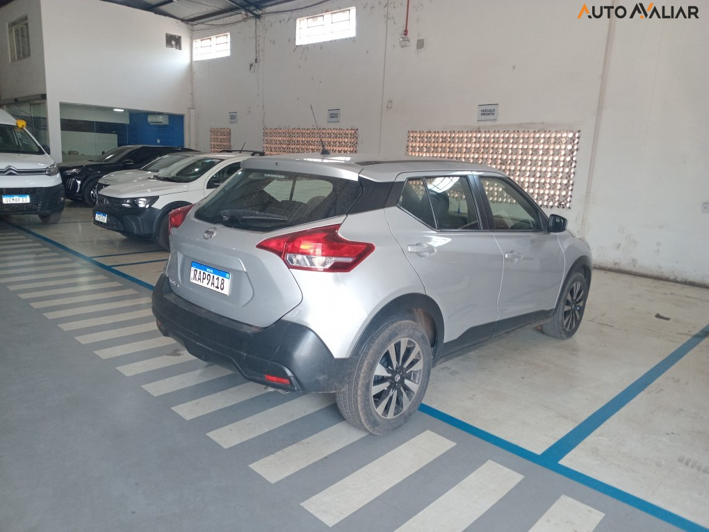 NISSAN KICKS 1.6 16V FLEXSTART ACTIVE XTRONIC