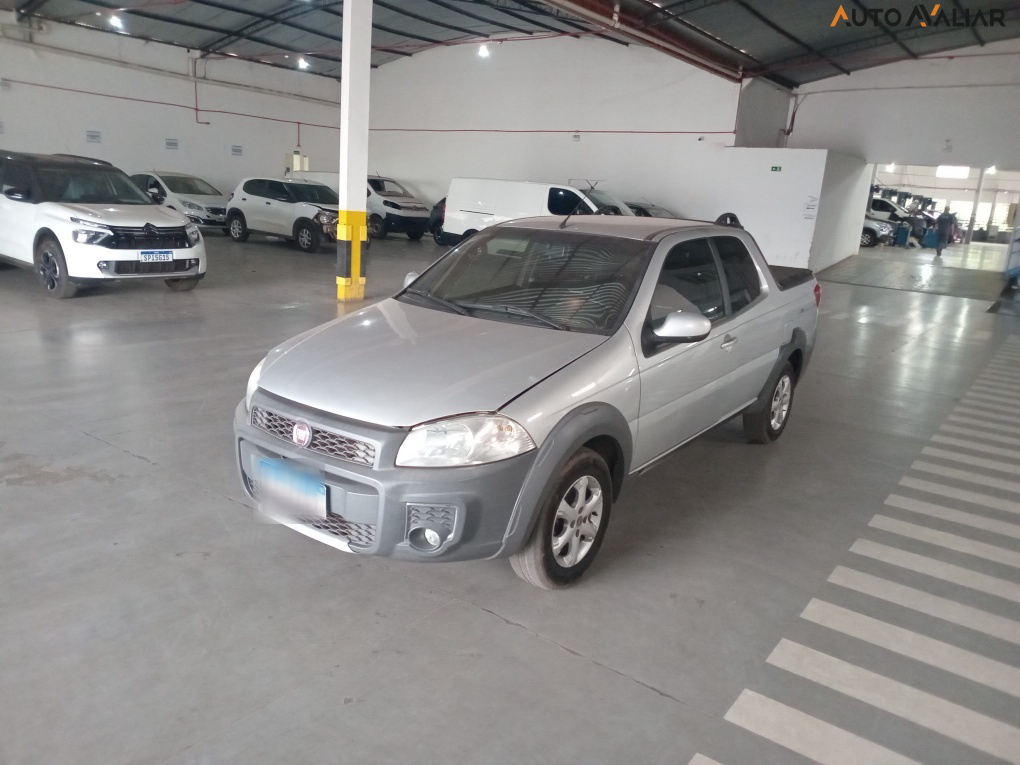FIAT STRADA 1.4 MPI FREEDOM CD 8V FLEX 3P MANUAL