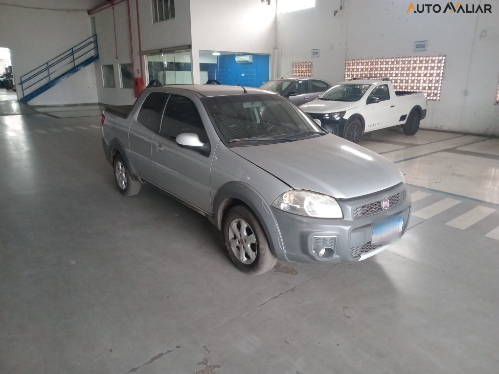 FIAT STRADA 1.4 MPI FREEDOM CD 8V FLEX 3P MANUAL