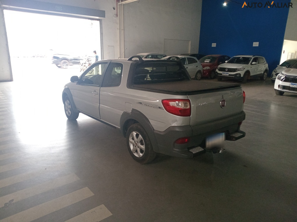 FIAT STRADA 1.4 MPI FREEDOM CD 8V FLEX 3P MANUAL