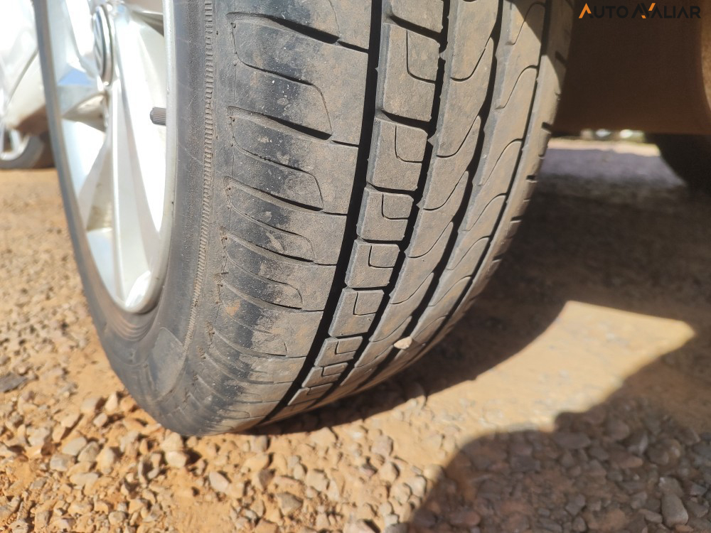 VOLKSWAGEN VOYAGE 1.6 MSI TOTALFLEX 4P MANUAL