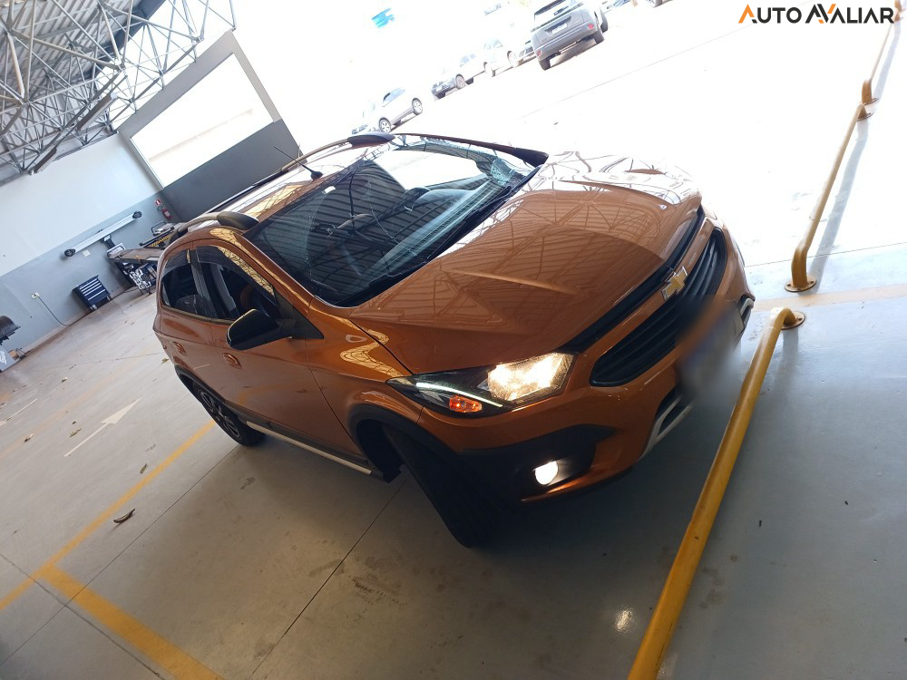 CHEVROLET ONIX 1.4 MPFI ACTIV 8V FLEX 4P AUTOMATICO