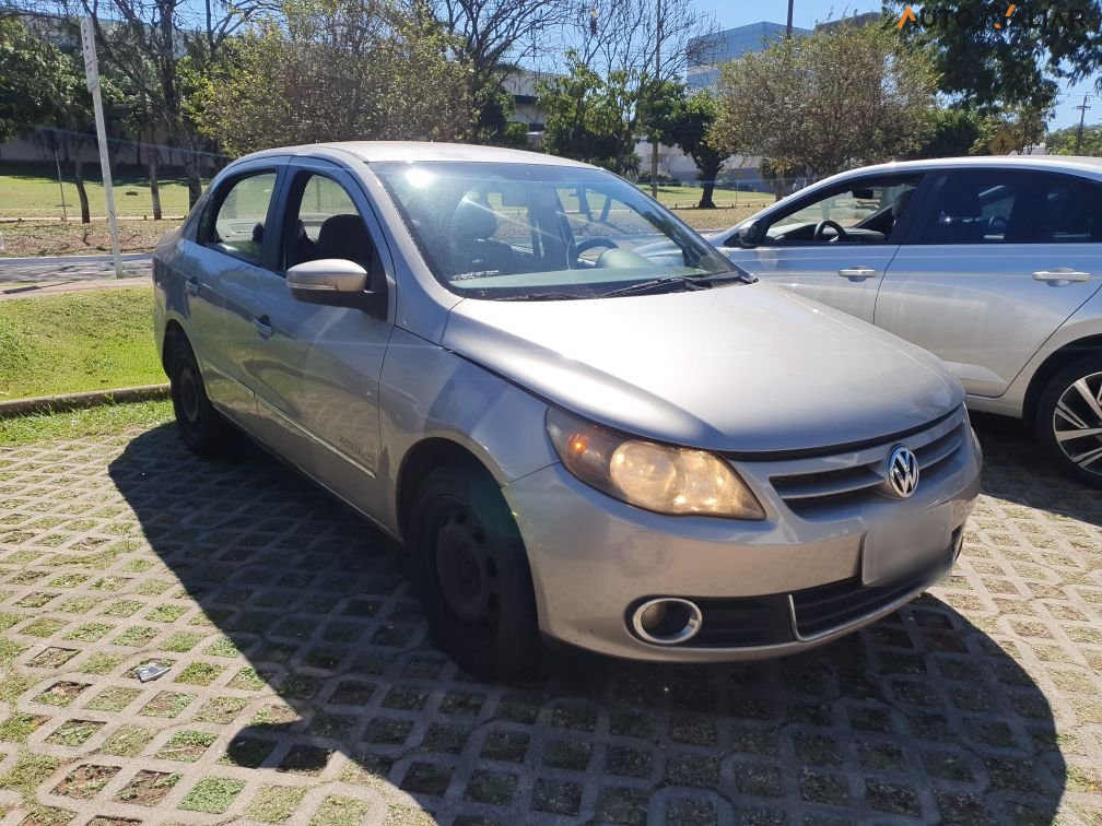 VOLKSWAGEN VOYAGE 1.6 MI COMFORTLINE 8V FLEX 4P MANUAL