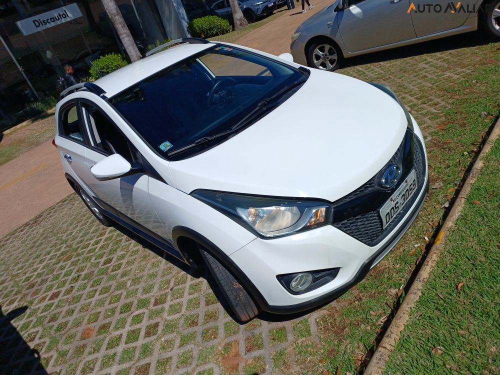 HYUNDAI HB20X 1.6 16V PREMIUM FLEX 4P AUTOMATICO