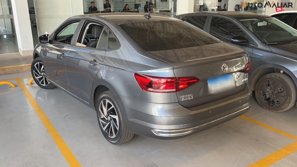 VOLKSWAGEN VIRTUS 1.0 200 TSI HIGHLINE AUTOMÁTICO