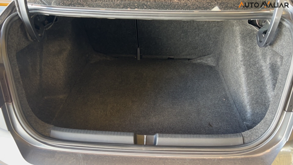 VOLKSWAGEN VIRTUS 1.0 200 TSI HIGHLINE AUTOMÁTICO