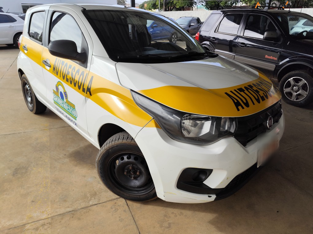 FIAT MOBI 1.0 EVO FLEX LIKE. MANUAL