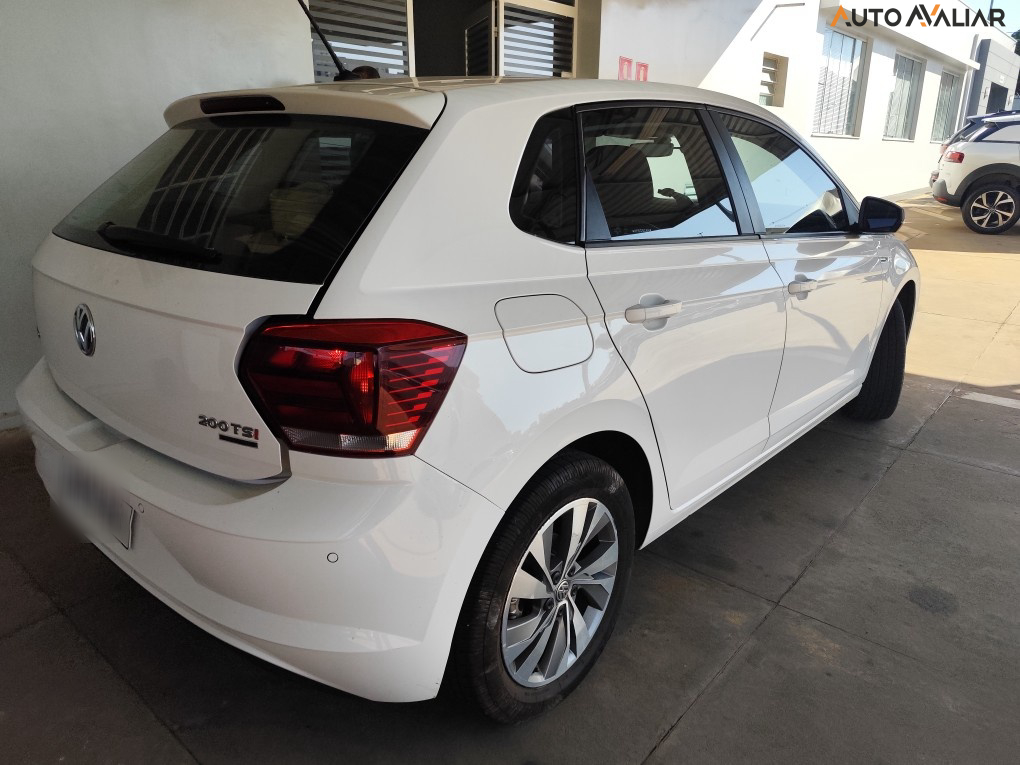 VOLKSWAGEN POLO 1.0 200 TSI COMFORTLINE AUTOMATICO