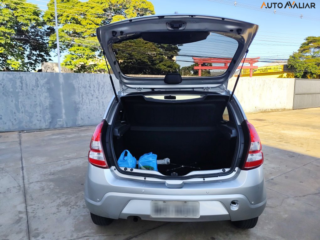 RENAULT SANDERO 1.0 EXPRESSION 16V FLEX 4P MANUAL