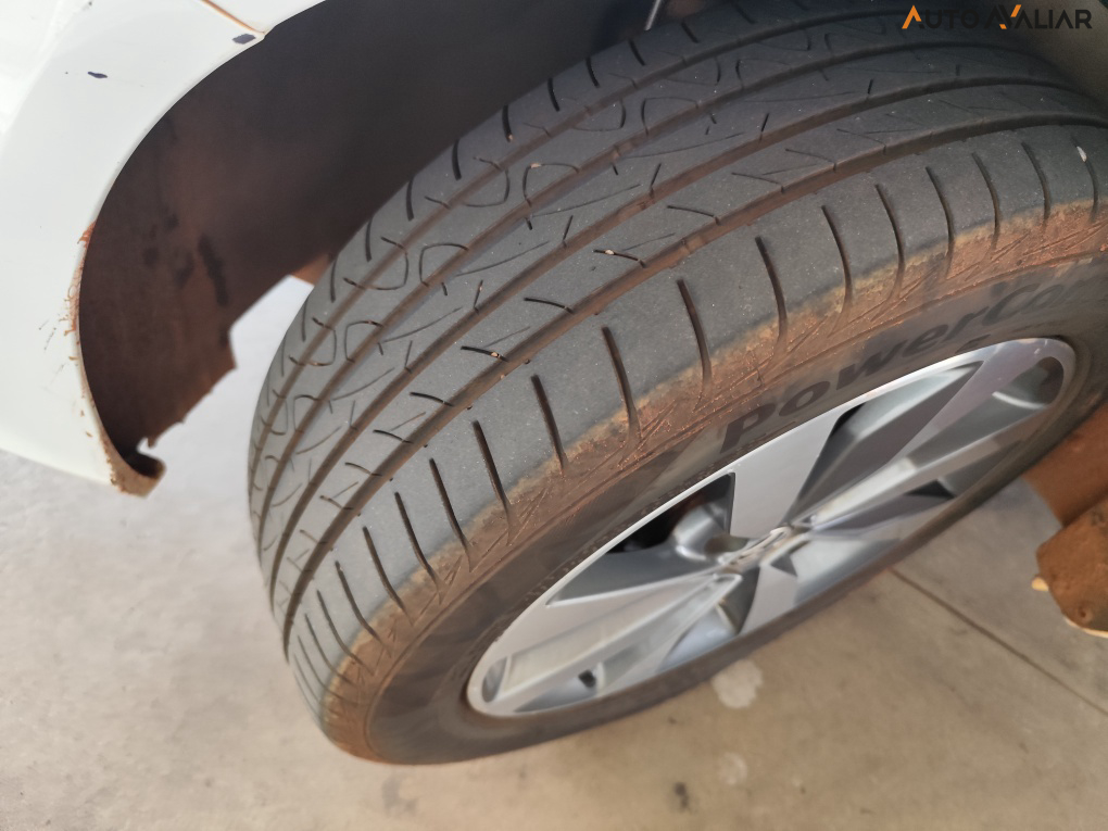 VOLKSWAGEN GOL 1.6 MSI TOTALFLEX HIGHLINE 4P MANUAL