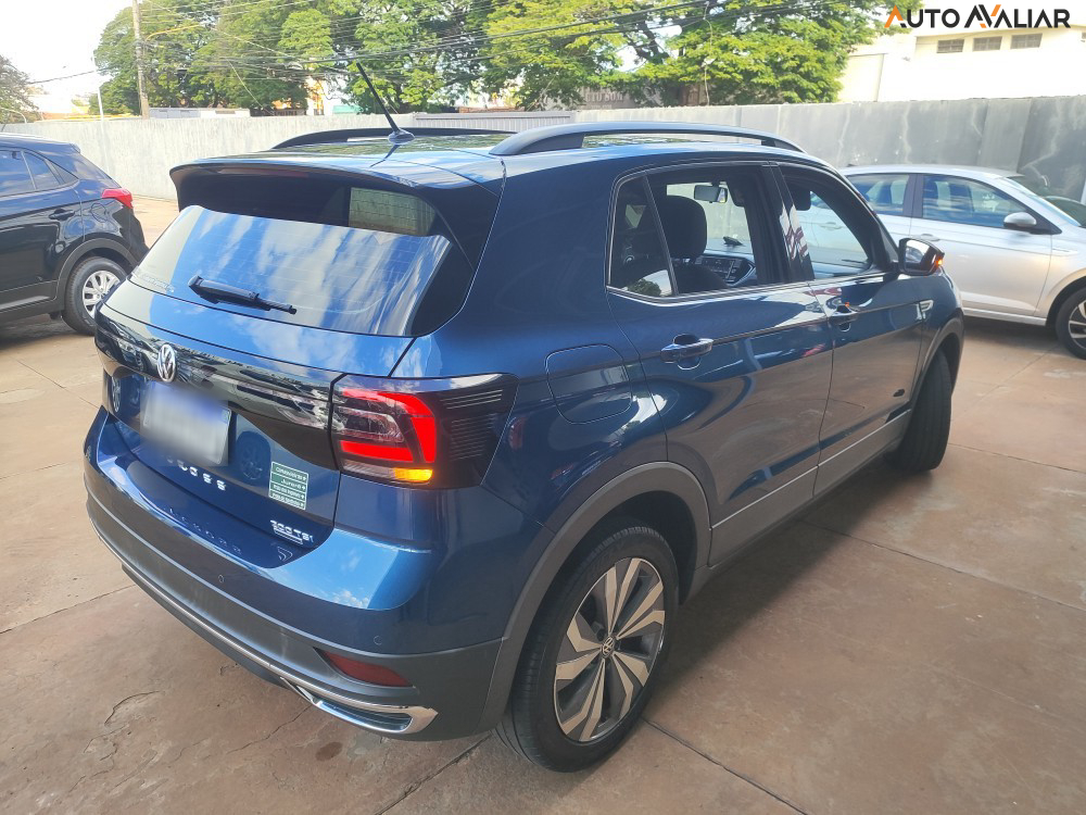 VOLKSWAGEN T-CROSS 1.0 200 TSI TOTAL FLEX COMFORTLINE AUTOMATICO