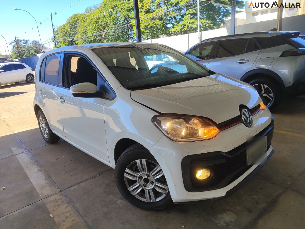 VOLKSWAGEN UP 1.0 TSI MOVE UP 12V FLEX 4P MANUAL