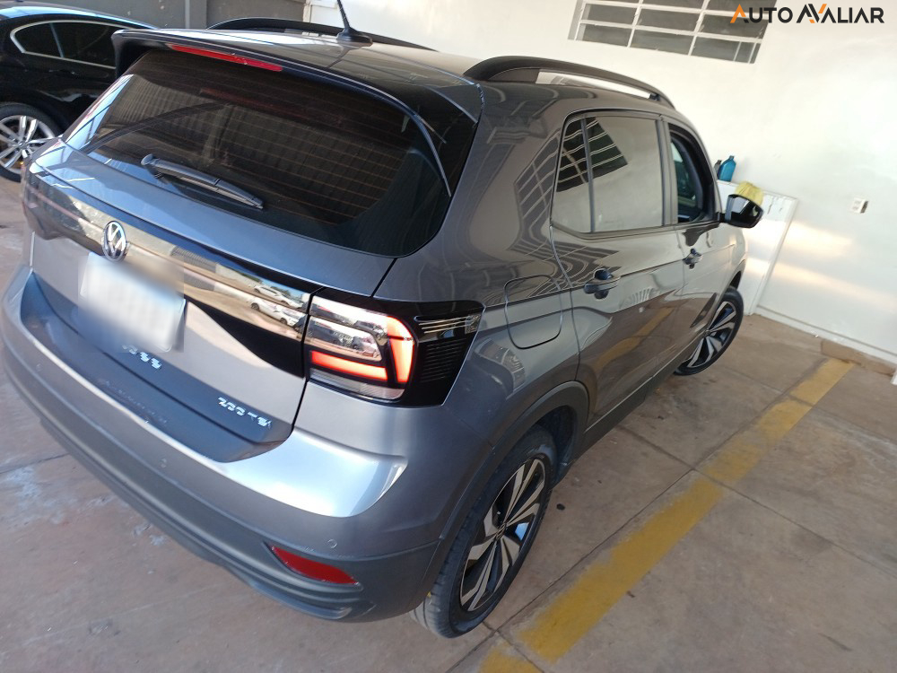 VOLKSWAGEN T-CROSS 1.0 200 TSI TOTAL FLEX AUTOMÁTICO