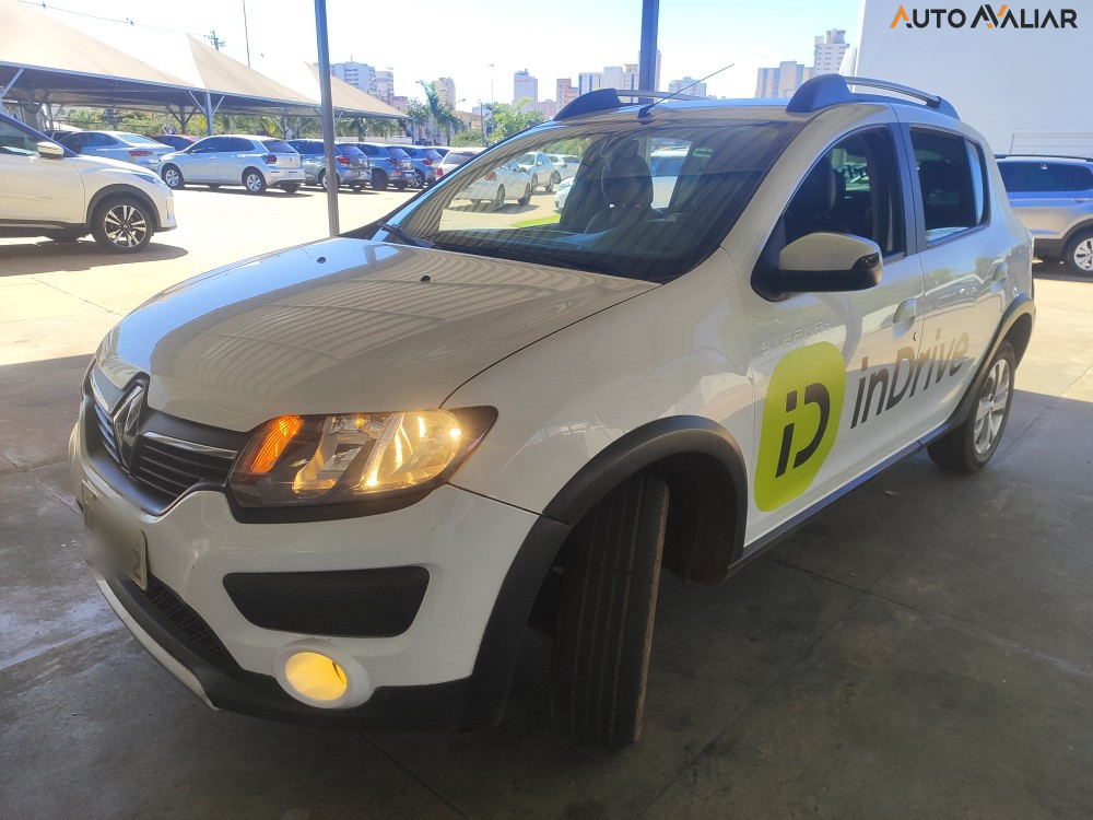 RENAULT SANDERO 1.6 STEPWAY 8V FLEX 4P MANUAL
