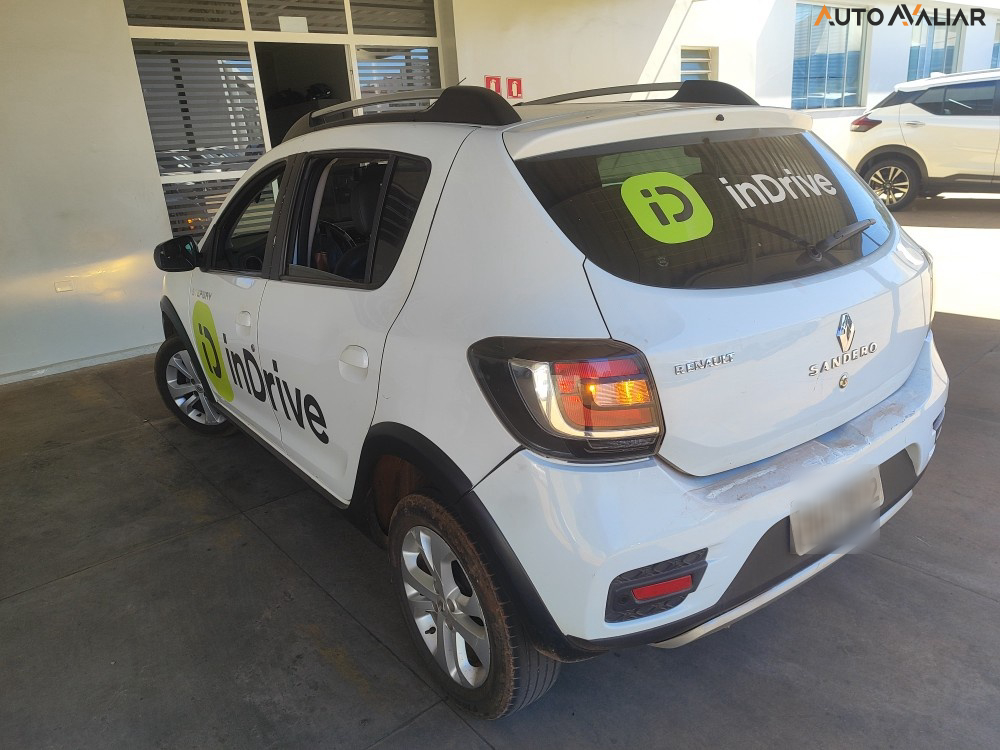 RENAULT SANDERO 1.6 STEPWAY 8V FLEX 4P MANUAL