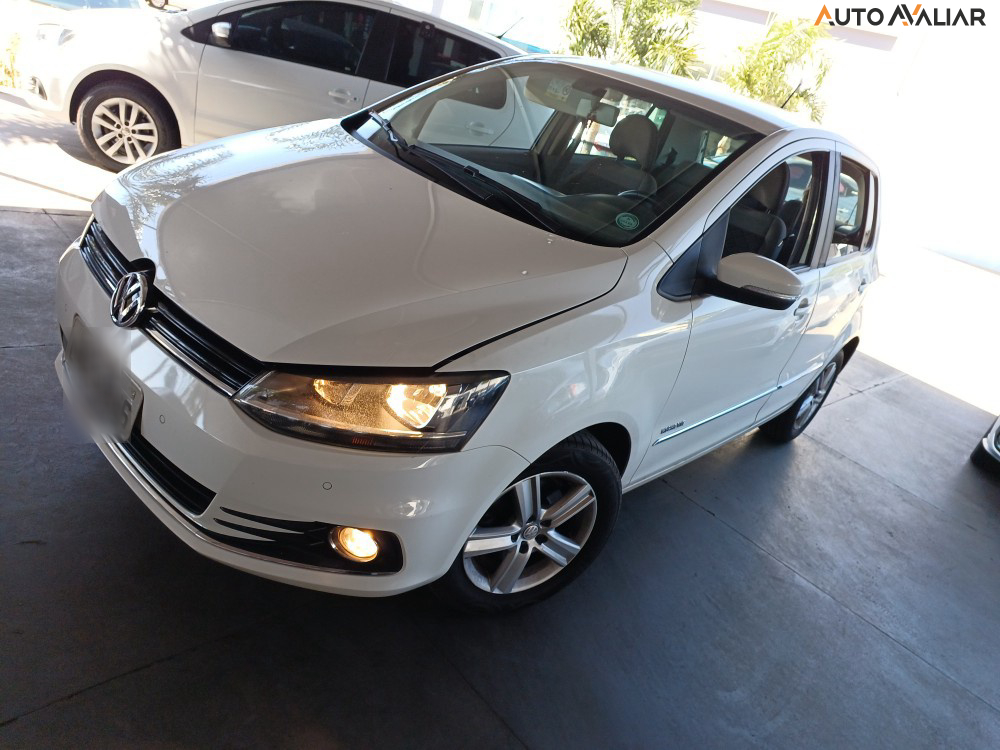 VOLKSWAGEN FOX 1.6 MI HIGHLINE 8V FLEX 4P AUTOMATIZADO