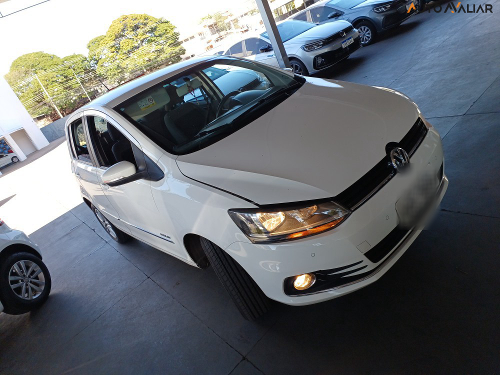 VOLKSWAGEN FOX 1.6 MI HIGHLINE 8V FLEX 4P AUTOMATIZADO