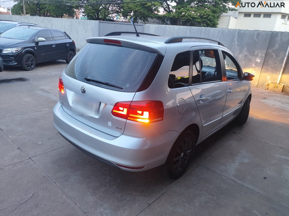 VOLKSWAGEN SPACEFOX 1.6 MSI COMFORTLINE 8V FLEX 4P MANUAL