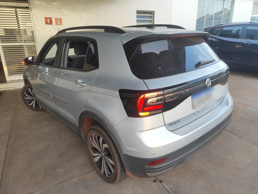 VOLKSWAGEN T-CROSS 1.0 200 TSI TOTAL FLEX AUTOMÁTICO