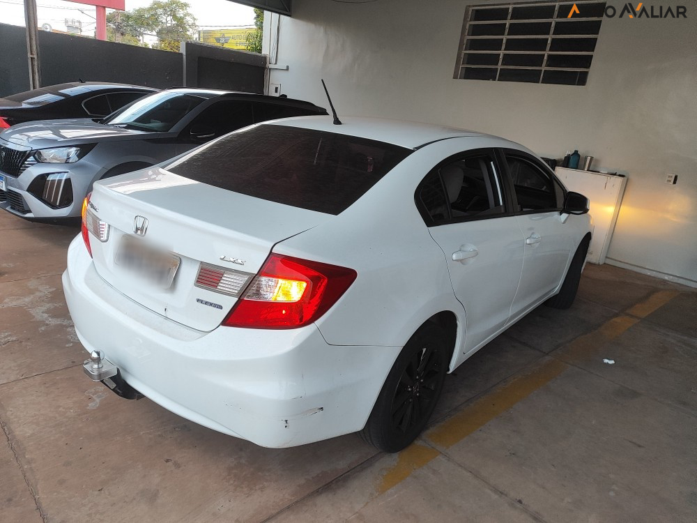 HONDA CIVIC 1.8 LXS 16V FLEX 4P MANUAL
