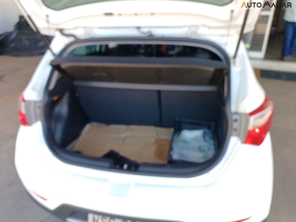 HYUNDAI HB20 1.6 PREMIUM 16V FLEX 4P AUTOMATICO