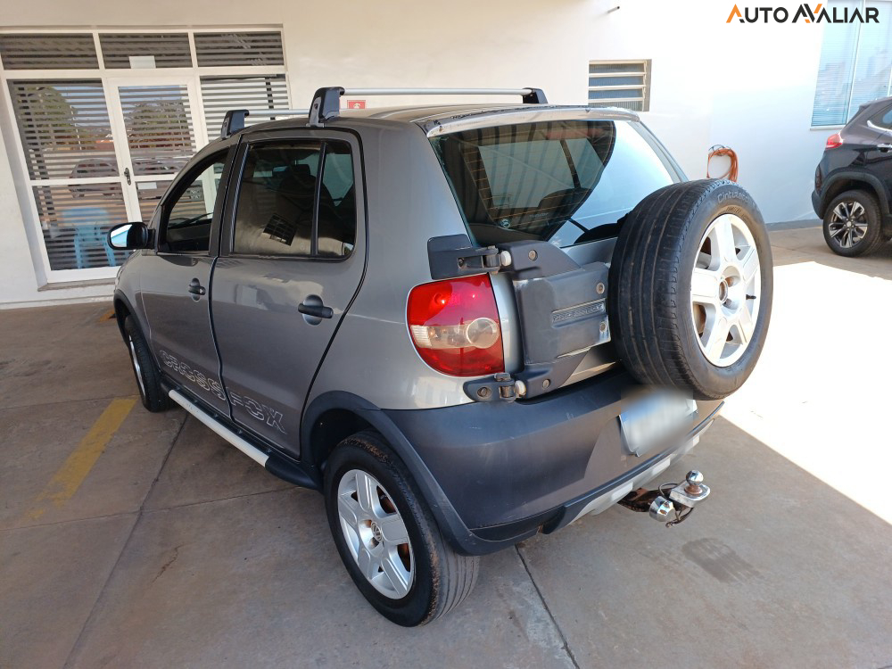 VOLKSWAGEN CROSSFOX 1.6 MI FLEX 8V 4P MANUAL