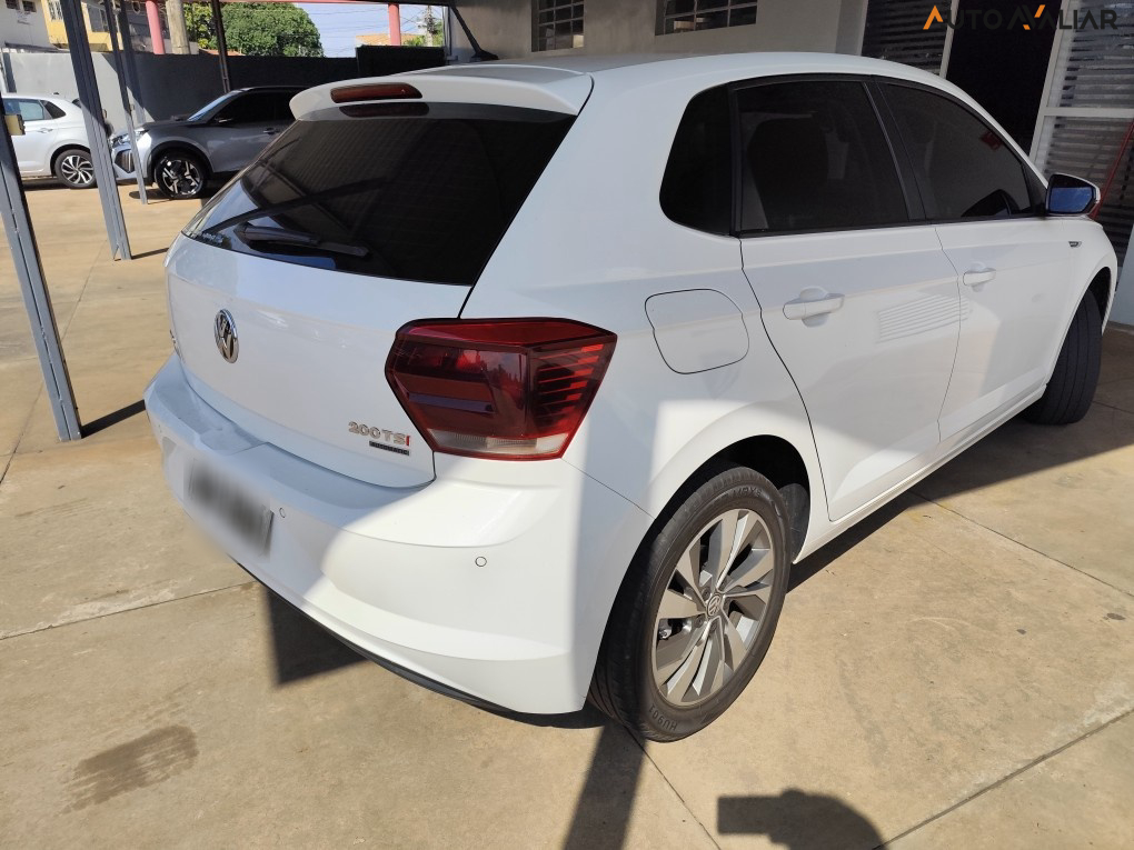 VOLKSWAGEN POLO 1.0 200 TSI COMFORTLINE AUTOMATICO