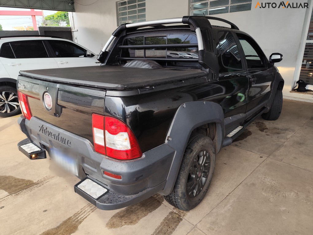 FIAT STRADA 1.8 MPI ADVENTURE LOCKER CD 16V FLEX 2P MANUAL
