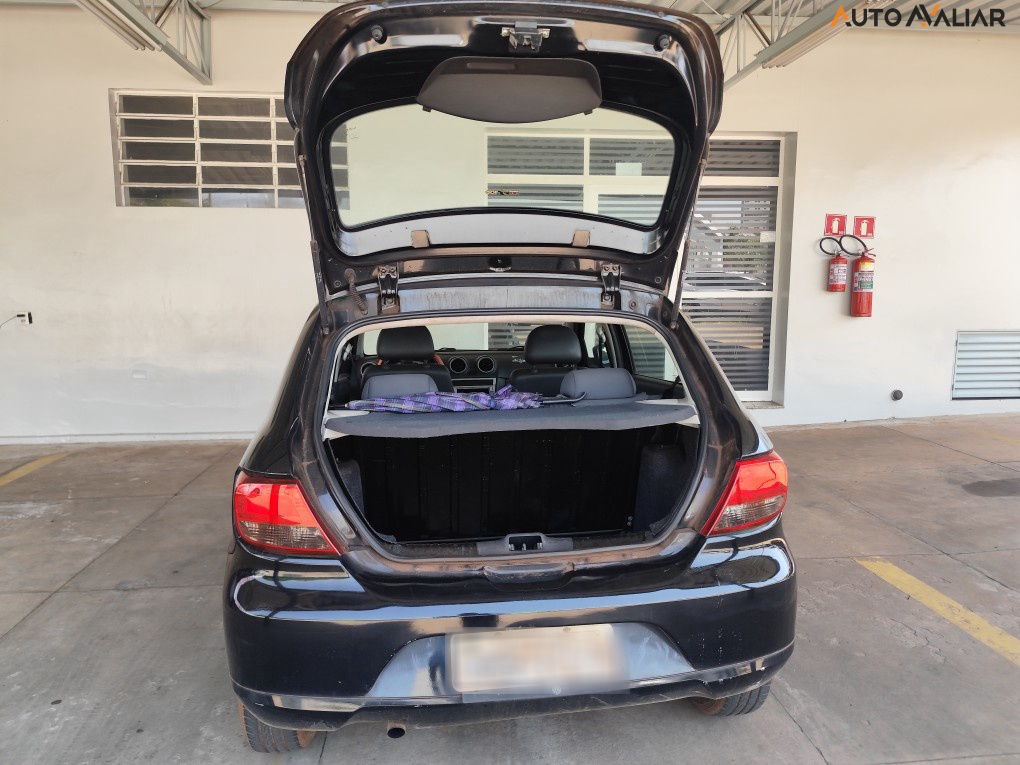 VOLKSWAGEN GOL 1.0 MI 8V FLEX 4P MANUAL