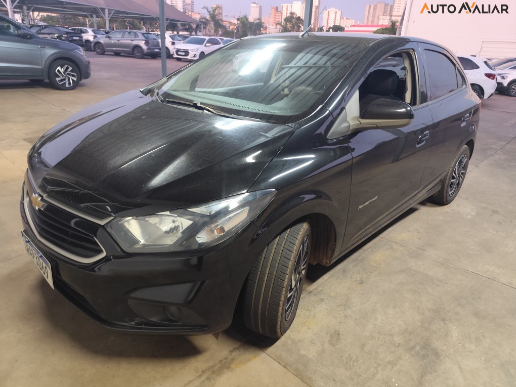 CHEVROLET ONIX 1.4 MPFI ADVANTAGE 8V FLEX 4P AUTOMATICO