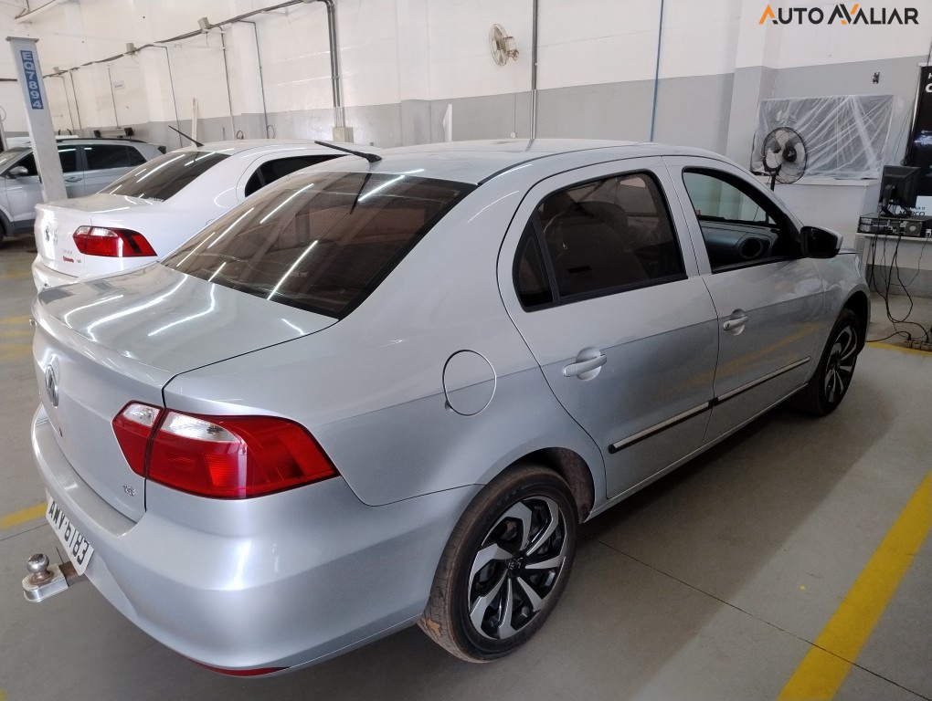 VOLKSWAGEN VOYAGE 1.6 MI CITY 8V FLEX 4P MANUAL