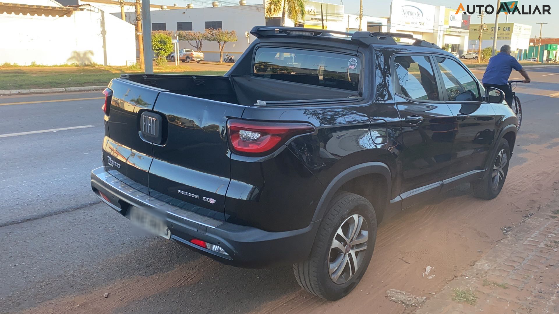 FIAT TORO 2.4 16V MULTIAIR FLEX FREEDOM AT9