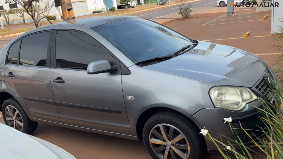 VOLKSWAGEN POLO SEDAN 1.6 MI 8V TOTAL FLEX 4P MANUAL