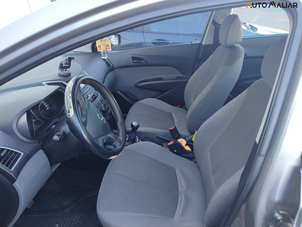 HYUNDAI HB20S 1.0 UNIQUE 12V FLEX 4P MANUAL